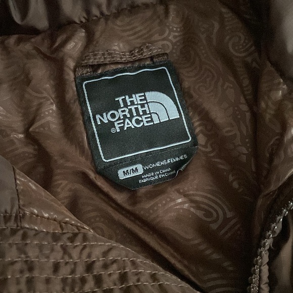 The North Face Quilted Coat, Womens Medium - Picture 8 of 11